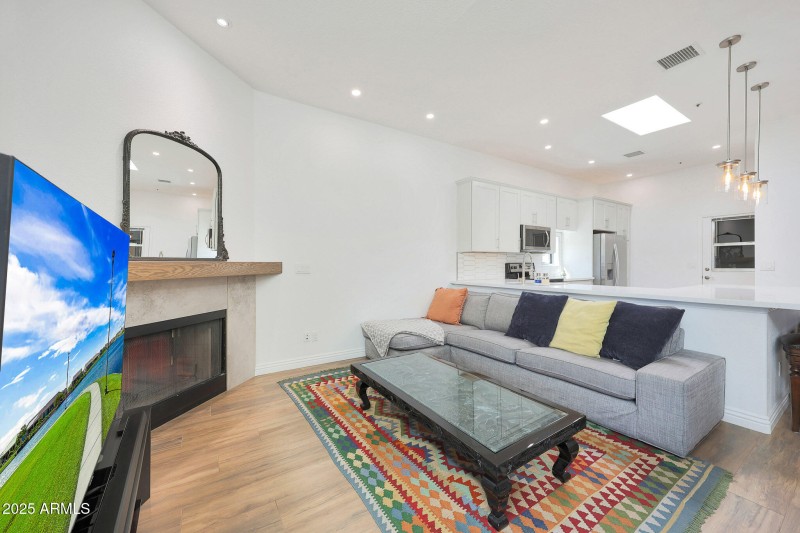 Great Room to Kitchen