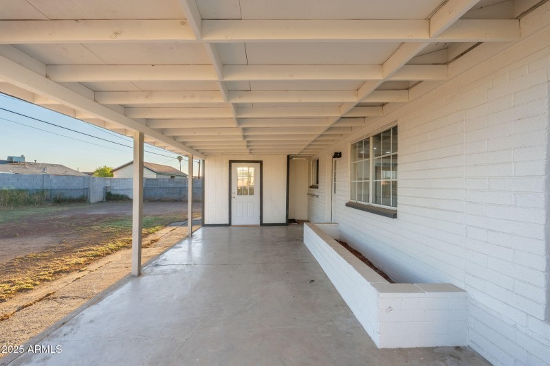 6223 W EARLL Drive, Phoenix, AZ