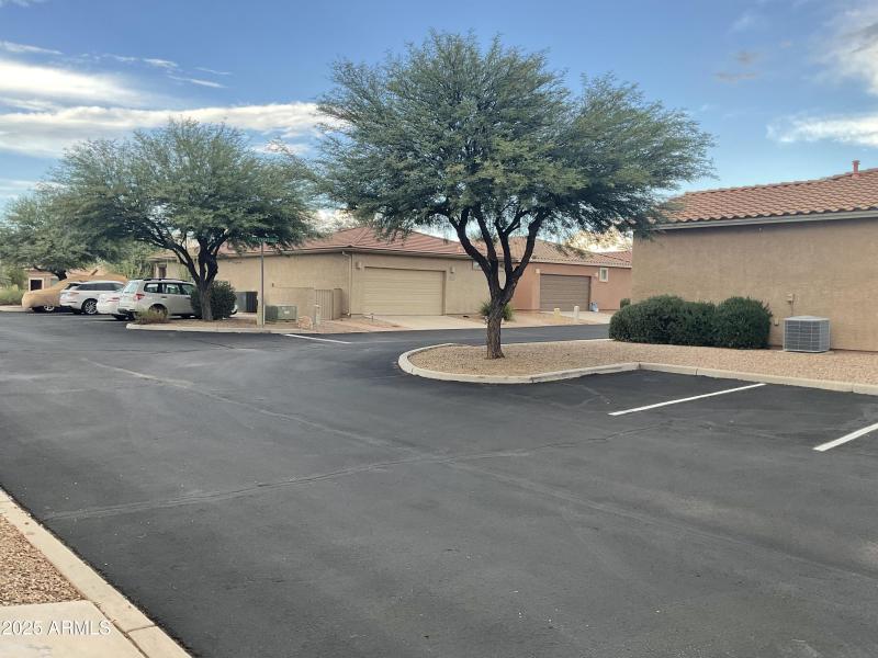 Guest Parking & Garage