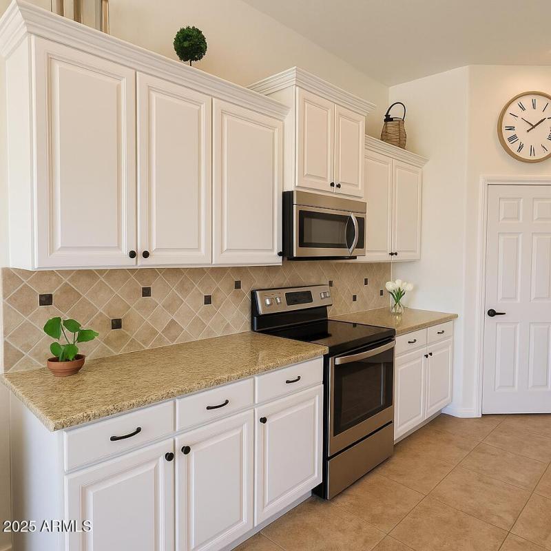 30e0cd88-cd71-4b8e-8f29-6b18285a85e6