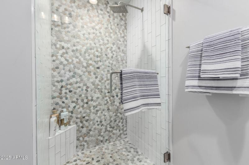 I 008 - 25 - Osborn - Guest Bath Downsta