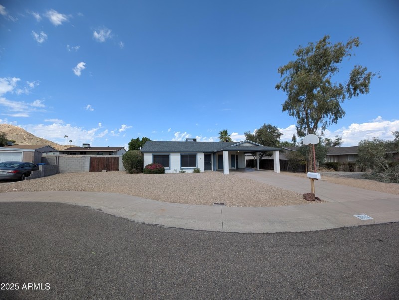 PXL_20250925_195255886