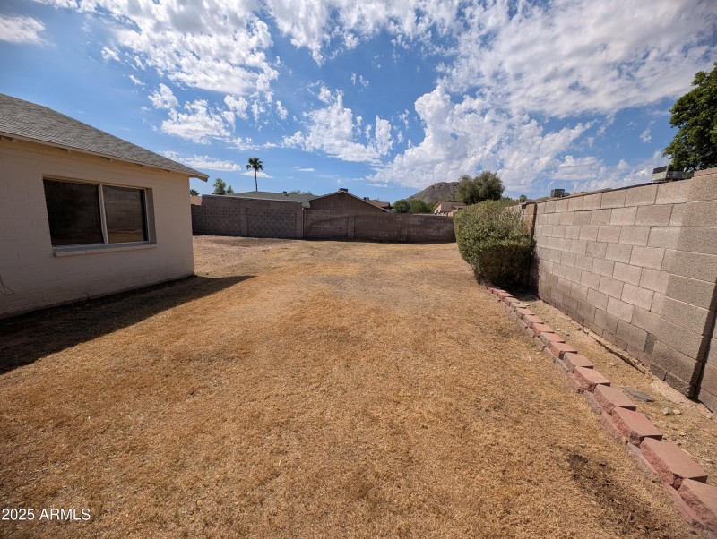 PXL_20250925_195647057