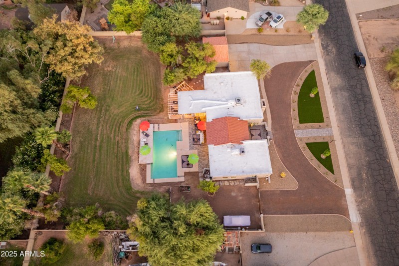 6504 W Corrine Dr (aerial)-13