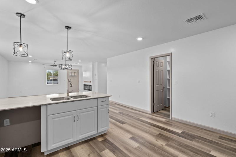 21-web-or-mls-DSC00624