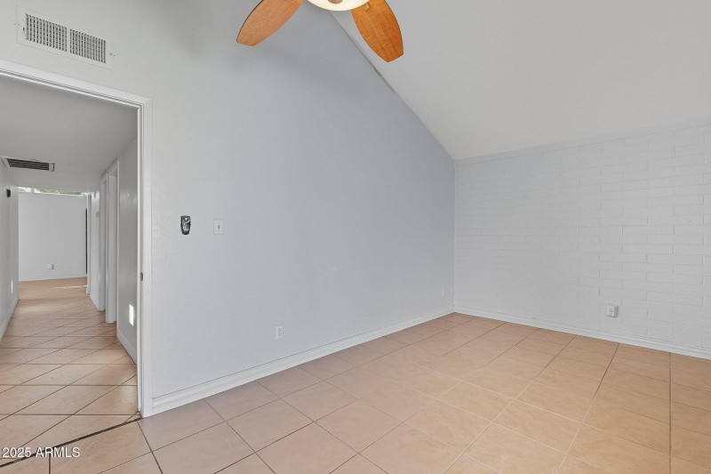 37-web-or-mls-Mercer-37