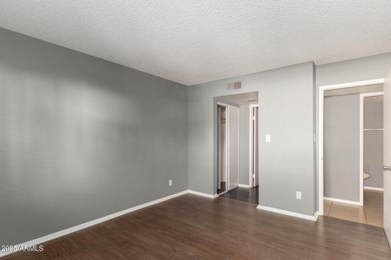 20201024164200282058000000-o