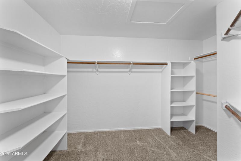 36-036-primary-closet