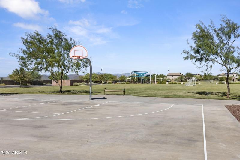 71-web-or-mls-43213-n-vista-hills-dr