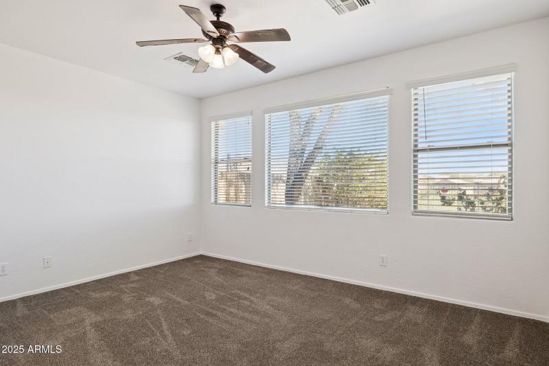 13-web-or-mls-43213-n-vista-hills-dr