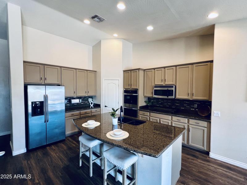 Kitchen- Stainless Steel Appliances!