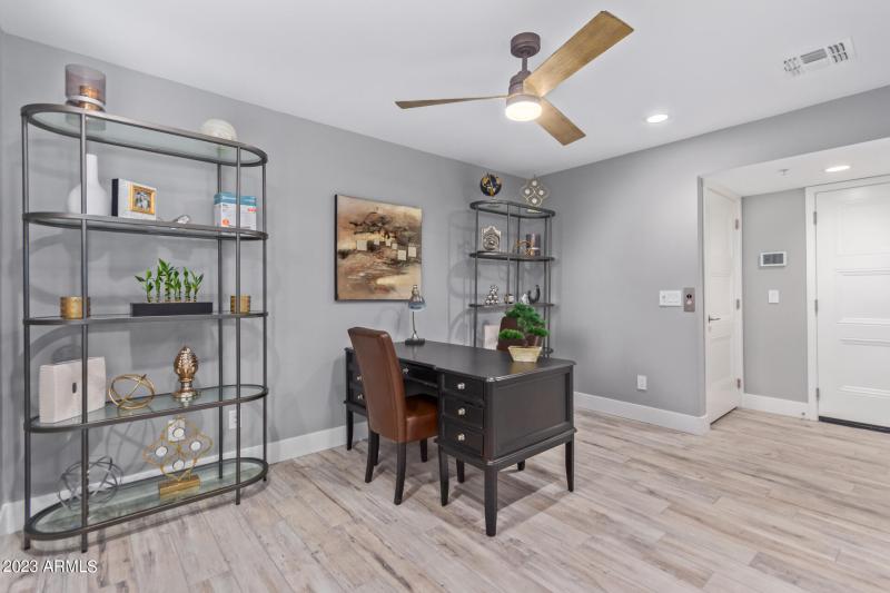 1 - Osborn Office - Entrance