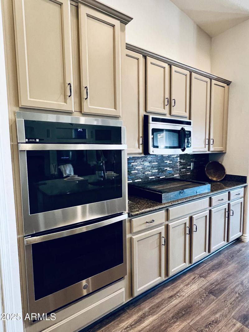 Kitchen- Stainless Steel Appliances!