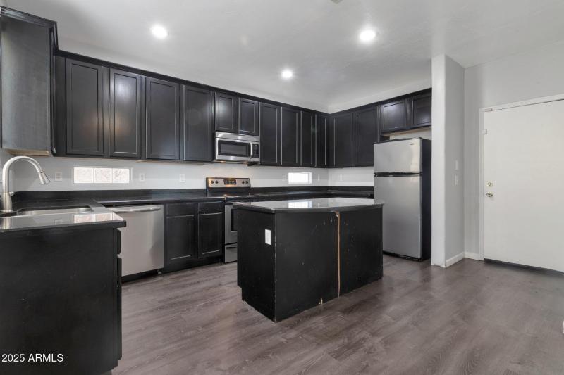 6-web-or-mls-Qp-7301