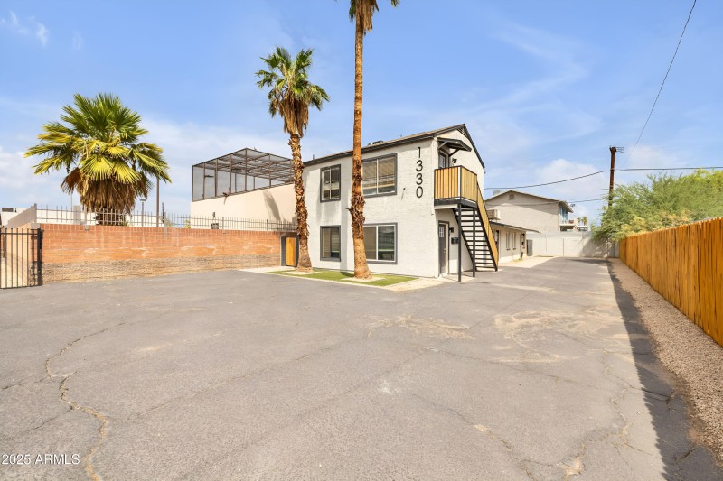 1-web-or-mls-QPT Photo - MAP_7211