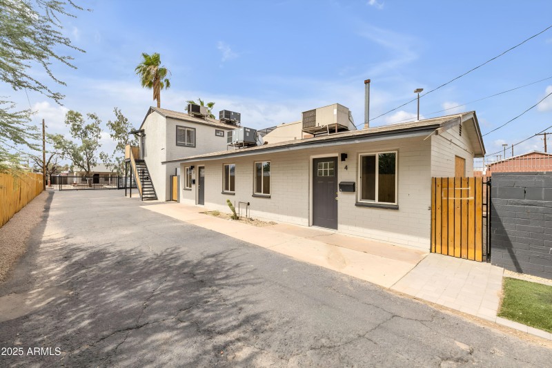 3-web-or-mls-QPT Photo - MAP_7221