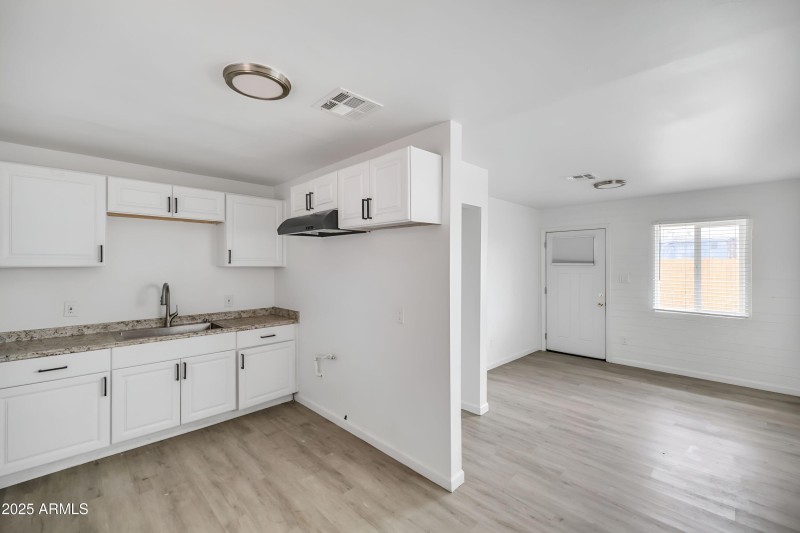 11-web-or-mls-QPT Photo - MAP_7266