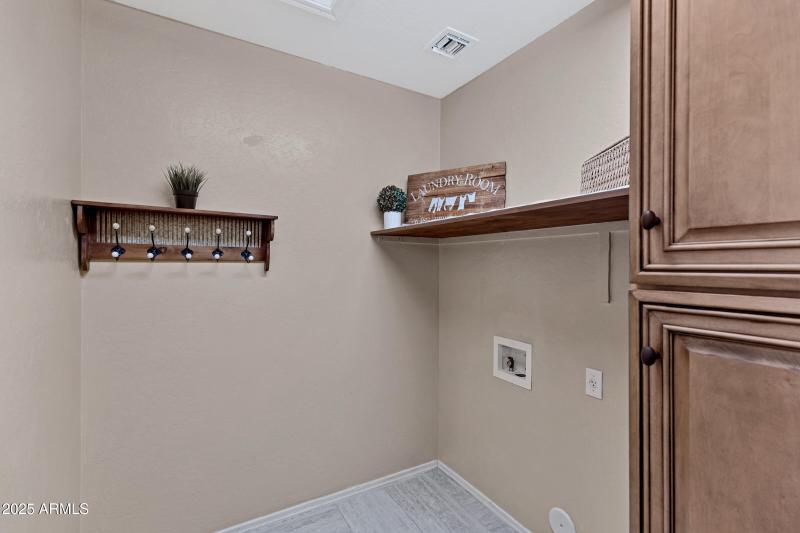 4374 S Mariposa Dr-39