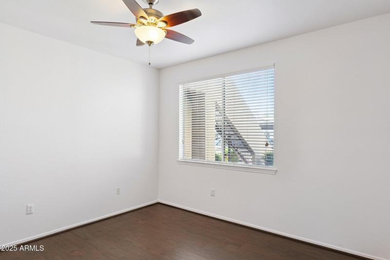 18-web-or-mls-7009-e-acoma-dr-1137