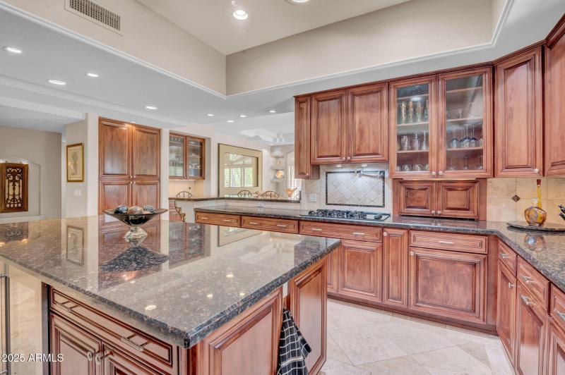 GOURMET KITCHEN DETAIL