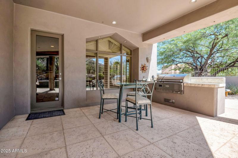 OUTDOOR BBQ GRILL CENTER