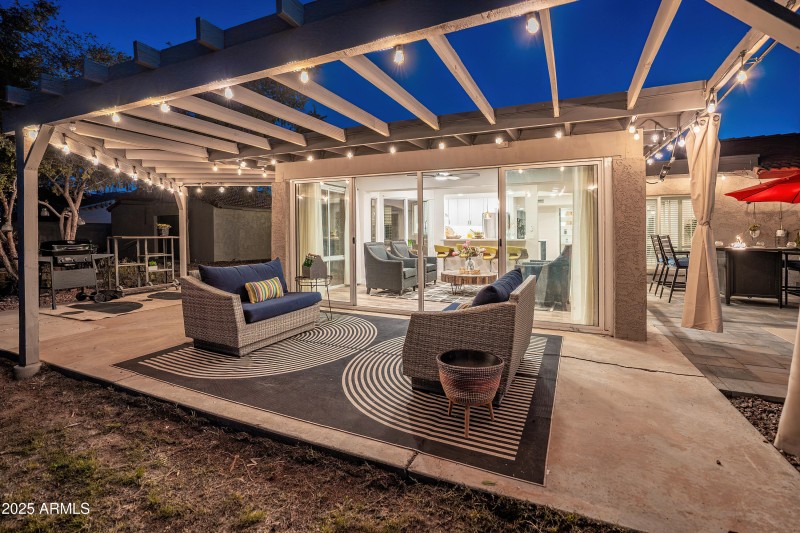 6504 W Corrine Dr (twilight)-60