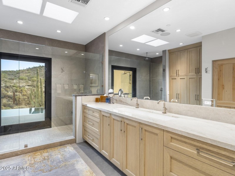 071_Primary Bathroom