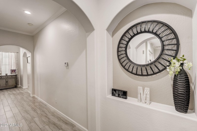 9-web-or-mls-W Durango St-007