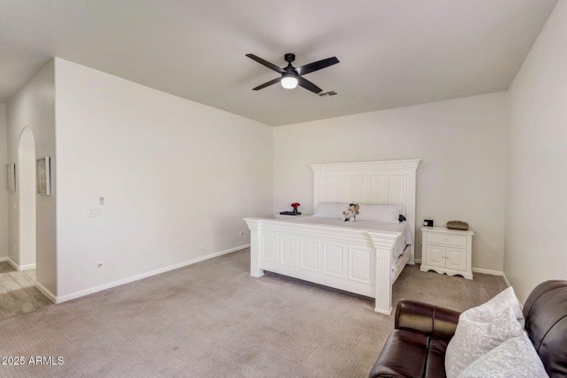 30-web-or-mls-W Durango St-028