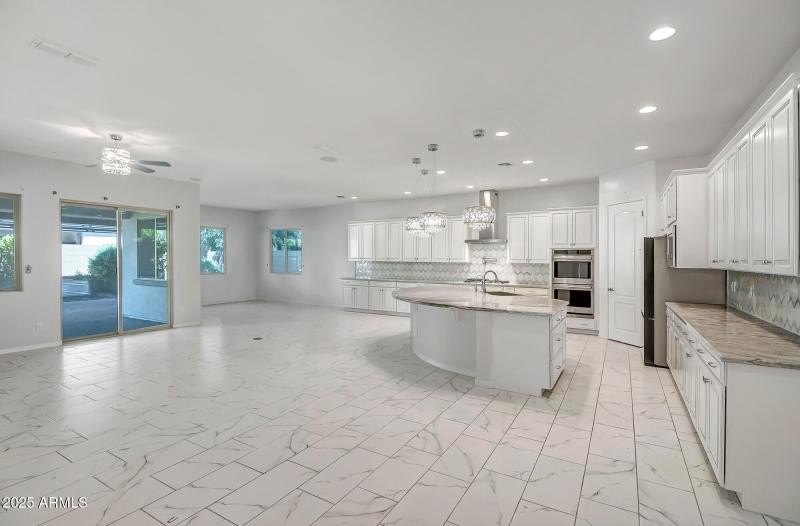 LARGE OPEN LIVING SPACE