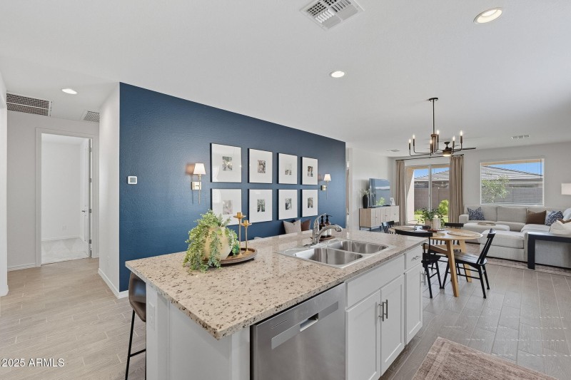 28-web-or-mls-Unity-28