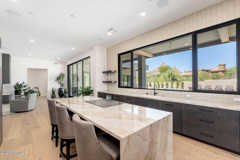 10160 E Saddle Horn Trl