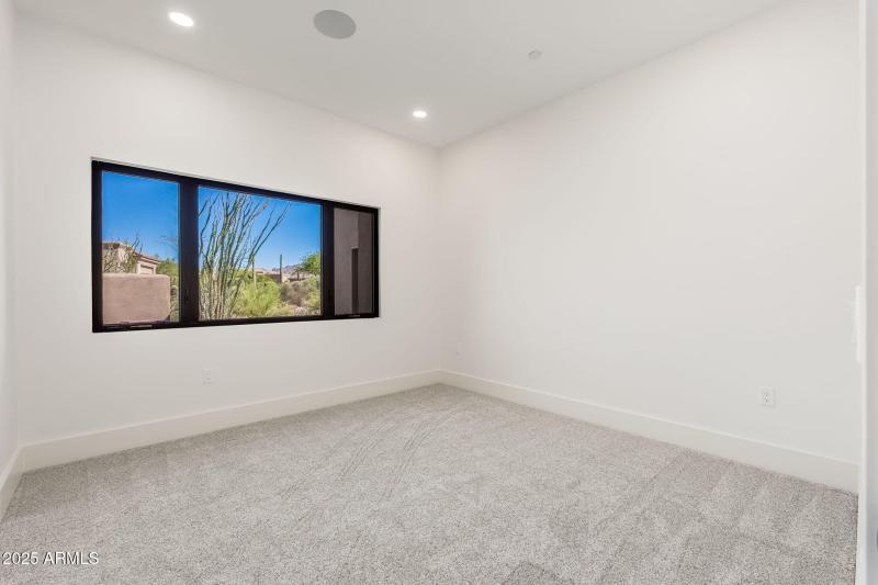 10160 E Saddle Horn Trl