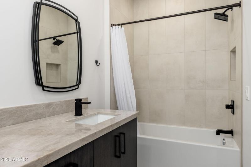 10160 E Saddle Horn Trl