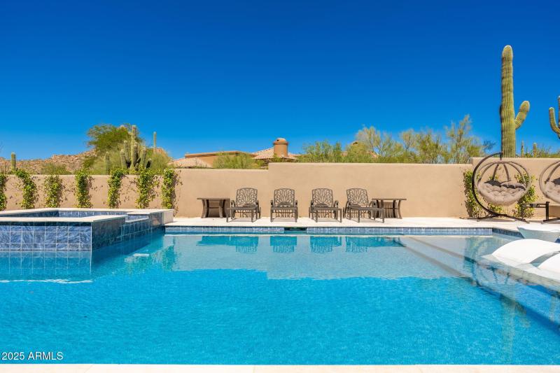 10160 E Saddle Horn Trl