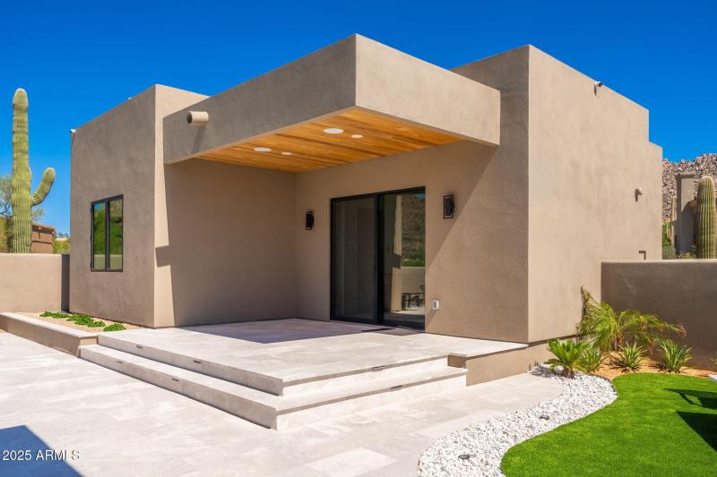 10160 E Saddle Horn Trl