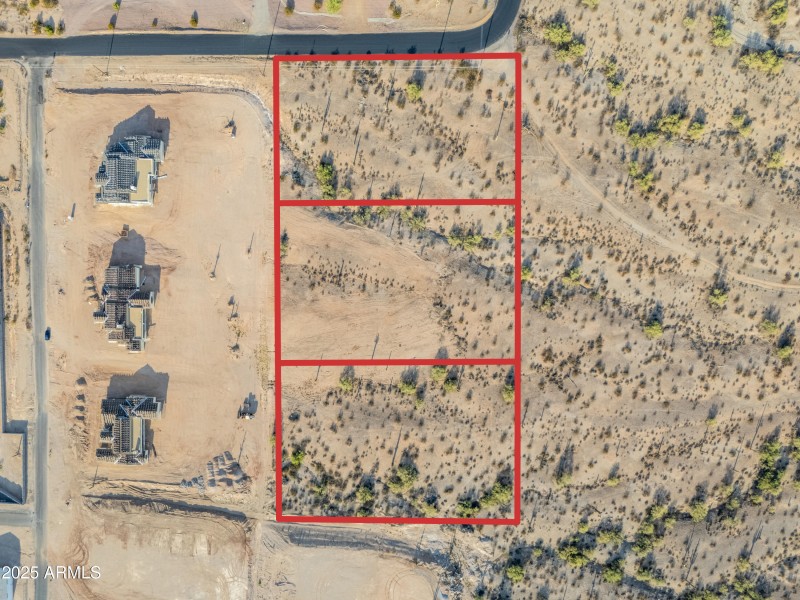 Daylight-Outlines_0004_3.5