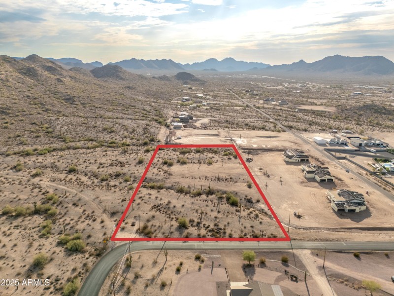 Daylight-Outlines_0007_4