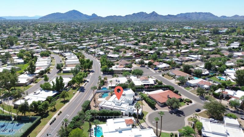 9027N82ndSt_Aerial4_Pin