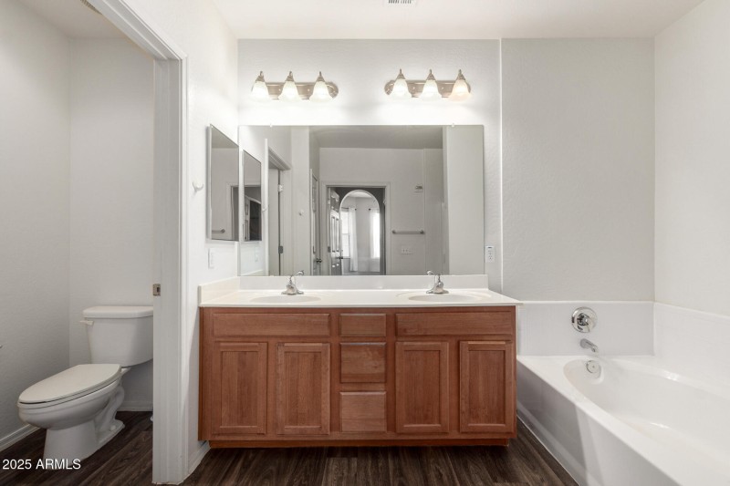 17 Mountain View 12312