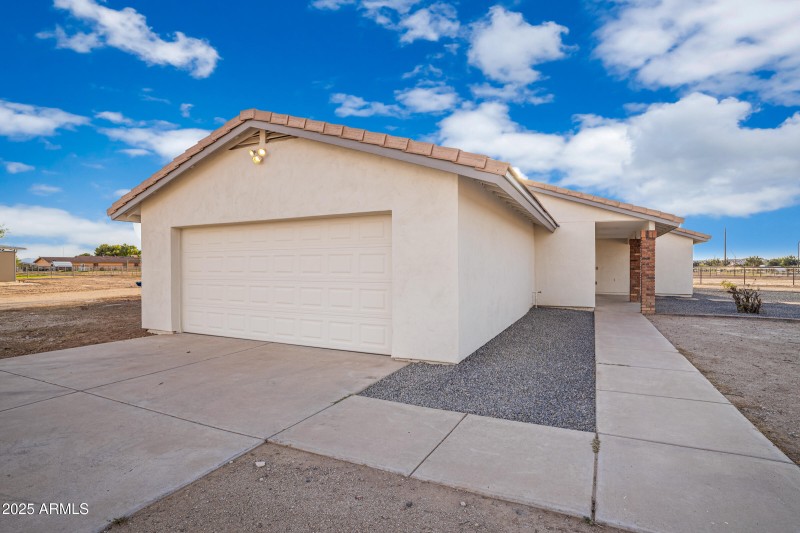 23043 E Ocotillo Rd-4
