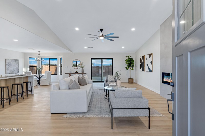 23043 E Ocotillo Rd-7