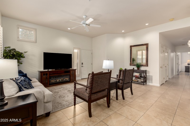 07 - Hayden 8270 #1030