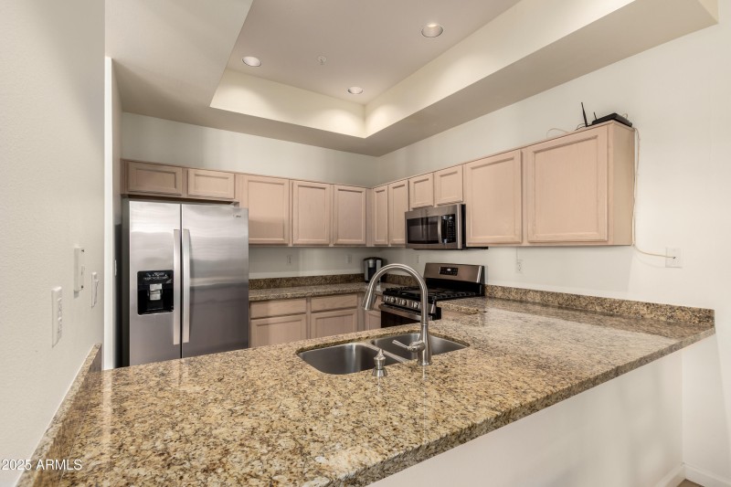 12 - Hayden 8270 #1030