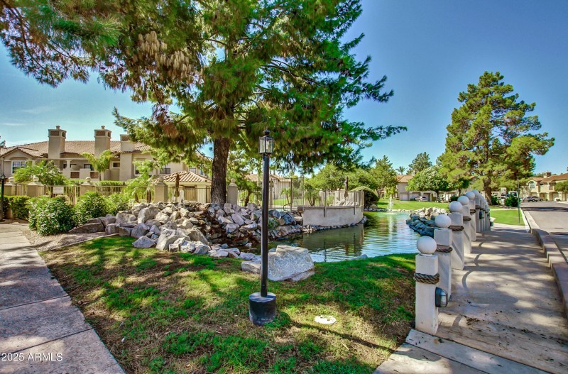 37 - Hayden 8270 #1030