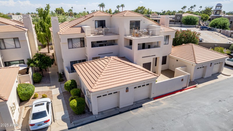 43 - Hayden 8270 #1030