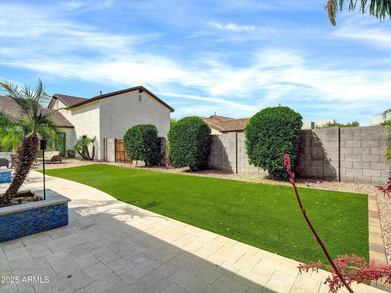 075-21930 E Tierra Grande Court-75