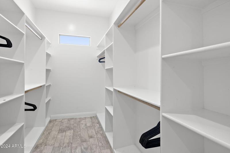 17-web-or-mls-25824-s-194th-st