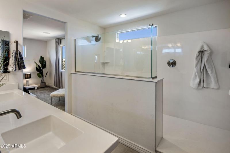 22-web-or-mls-D46A6744 copy