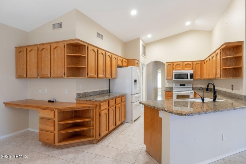 11-web-or-mls-Qp-5167